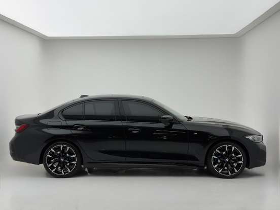 BMW-320i-2025