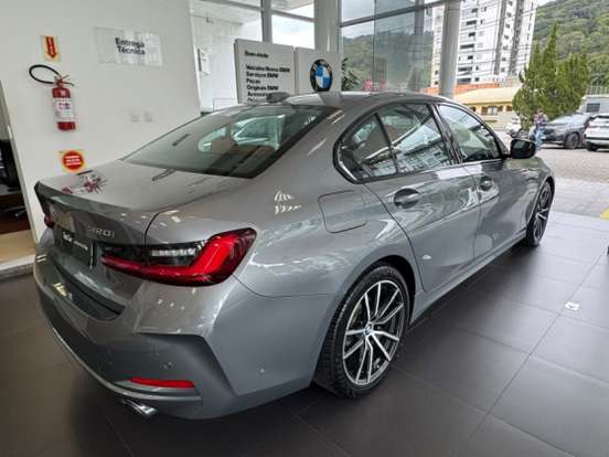 BMW-320i-2.0 16V TURBO FLEX SPORT GP AUTOMÁTICO BMW-320i-2023