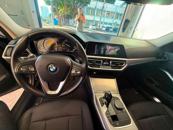 BMW-320i-2.0 16V TURBO GASOLINA GP AUTOMÁTICO BMW-320i-2020