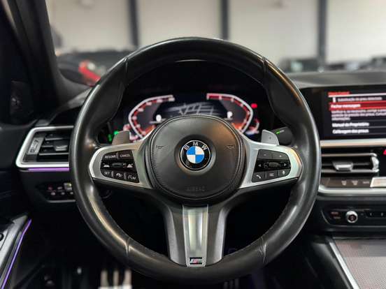 BMW-320i-2020