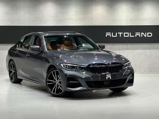 BMW-320i-2020