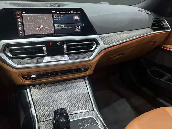 BMW-320i-2.0 16V TURBO GASOLINA M SPORT AUTOMÁTICO BMW-320i-2020