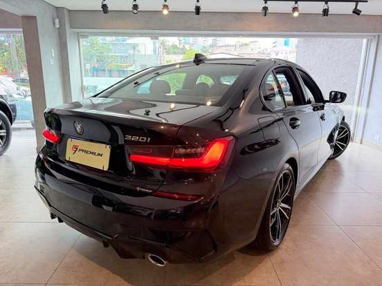 BMW-320i-2.0 16V TURBO GASOLINA M SPORT AUTOMÁTICO BMW-320i-2021