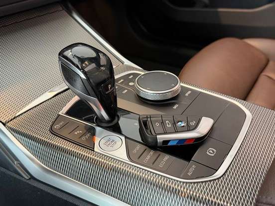 BMW-320i-2.0 16V TURBO GASOLINA M SPORT AUTOMÁTICO BMW-320i-2021