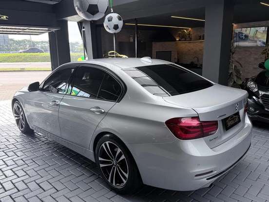 BMW-320i-2.0 SPORT 16V TURBO ACTIVE FLEX 4P AUTOMÁTICO BMW-320i-2018