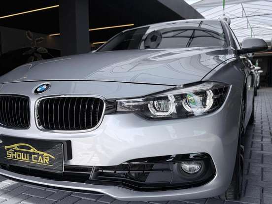 BMW-320i-2018