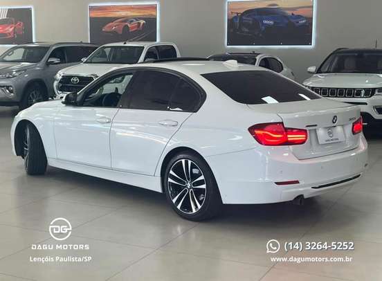 BMW-320i-2018