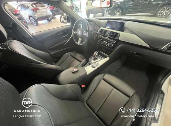 BMW-320i-2018