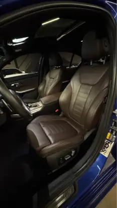 BMW-330e-2021