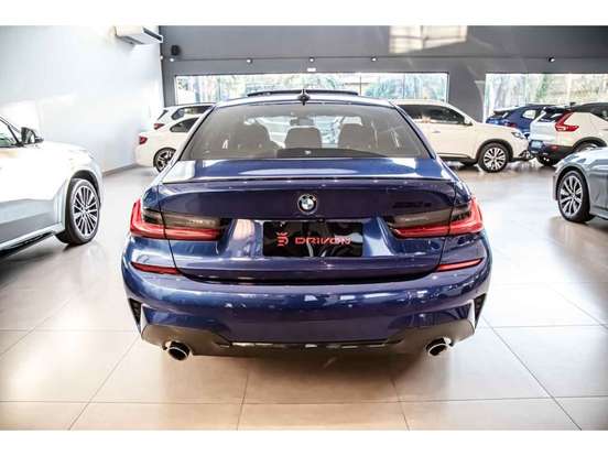 BMW-330e-2.0 16V TURBO HÍBRIDO M SPORT AUTOMÁTICO BMW-330e-2021