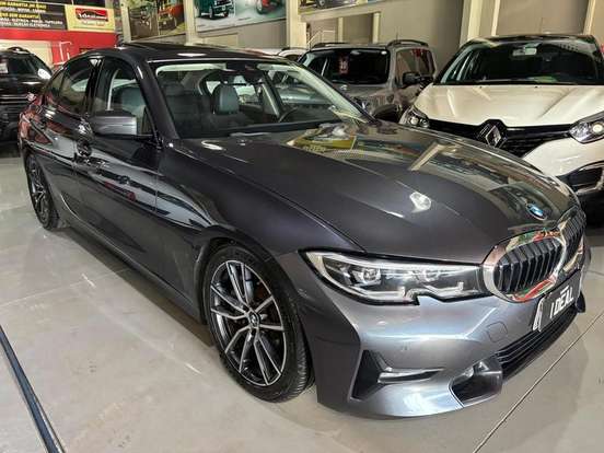 BMW-330i-2019