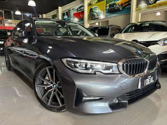 BMW-330i-2019