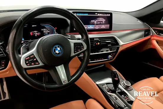 BMW-530e-2022