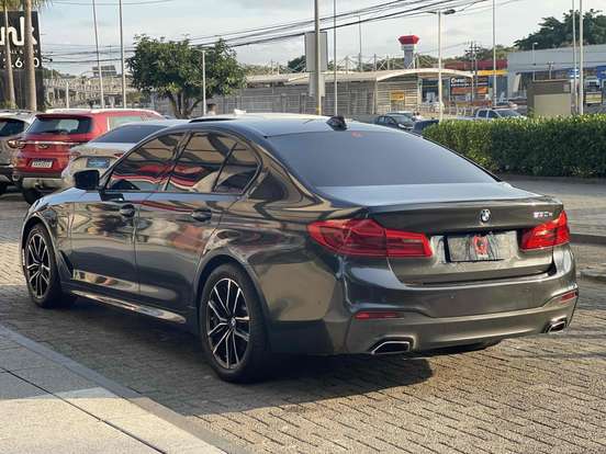 BMW-530e-2.0 16V TWINPOWER HÍBRIDO M SPORT AUTOMÁTICO BMW-530e-2019