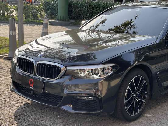 BMW-530e-2.0 16V TWINPOWER HÍBRIDO M SPORT AUTOMÁTICO BMW-530e-2019