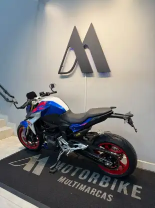 BMW-F 900 R SPORT PLUS-2025