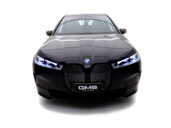 BMW-iX-2023