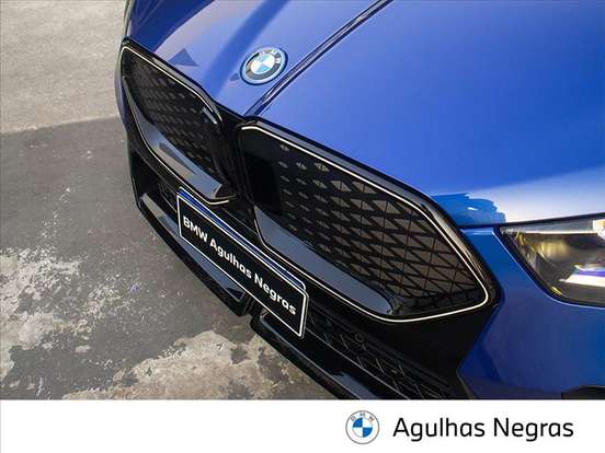 BMW-iX2-2025