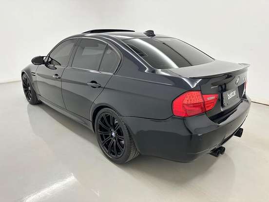 BMW-M3-2011