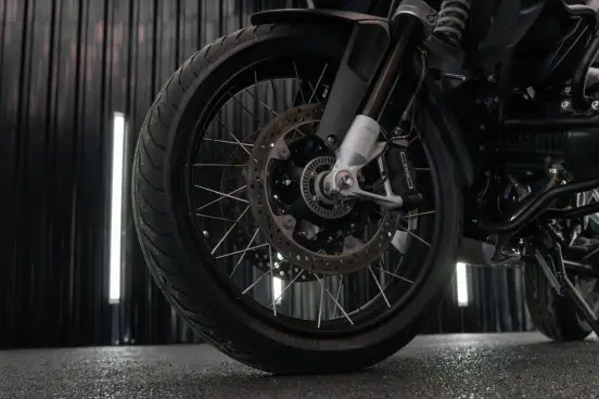 BMW-R 1250 GS TRIPLE BLACK BMW-R 1250 GS TRIPLE BLACK-2021