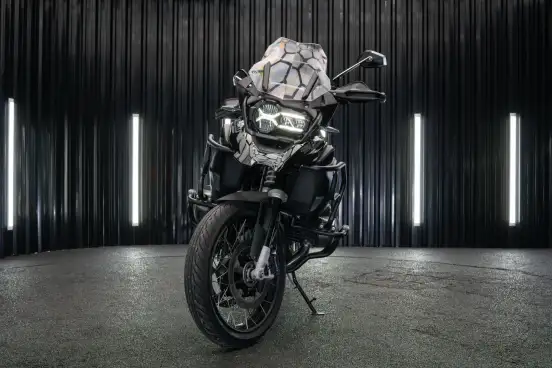 BMW-R 1250 GS TRIPLE BLACK-2021