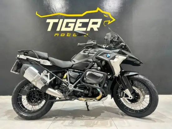 BMW-R 1250 GS TRIPLE BLACK BMW-R 1250 GS TRIPLE BLACK-2023