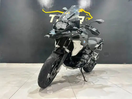 BMW-R 1250 GS TRIPLE BLACK BMW-R 1250 GS TRIPLE BLACK-2023