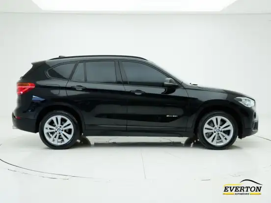 BMW-X1-2017