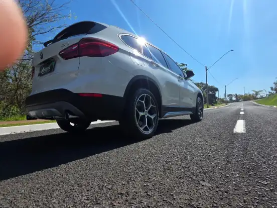 BMW-X1-2.0 16V TURBO ACTIVEFLEX SDRIVE20I 4P AUTOMÁTICO BMW-X1-2017