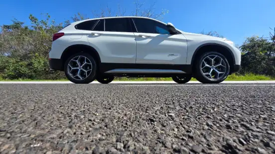 BMW-X1-2.0 16V TURBO ACTIVEFLEX SDRIVE20I 4P AUTOMÁTICO BMW-X1-2017
