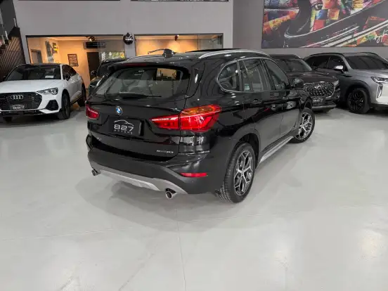 BMW-X1-2018
