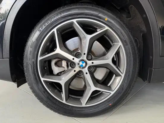 BMW-X1-2.0 16V TURBO ACTIVEFLEX SDRIVE20I X-LINE 4P AUTOMÁTICO BMW-X1-2018
