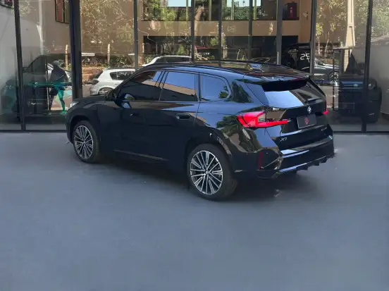BMW-X1-2025