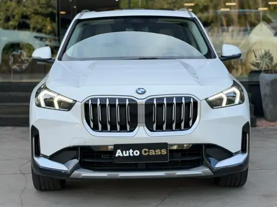 BMW-X1-2.0 16V TURBO GASOLINA SDRIVE20I X-LINE STEPTRONIC BMW-X1-2025
