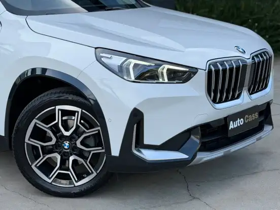 BMW-X1-2.0 16V TURBO GASOLINA SDRIVE20I X-LINE STEPTRONIC BMW-X1-2025