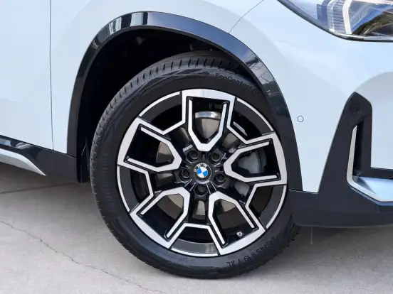 BMW-X1-2.0 16V TURBO GASOLINA SDRIVE20I X-LINE STEPTRONIC BMW-X1-2025