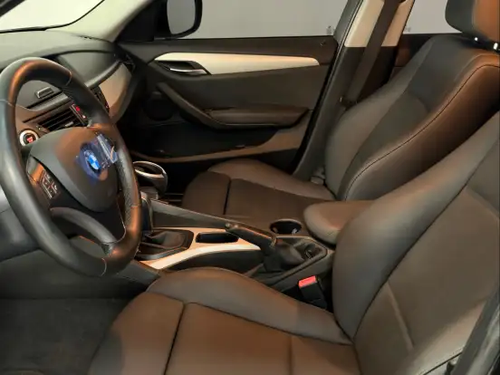 BMW-X1-2.0 18I 4X2 24V GASOLINA 4P AUTOMÁTICO BMW-X1-2010