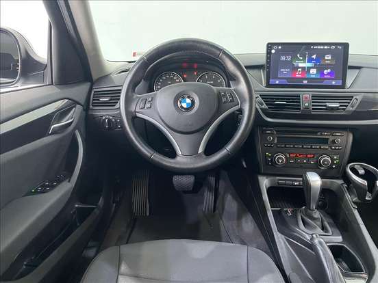 BMW-X1-2012