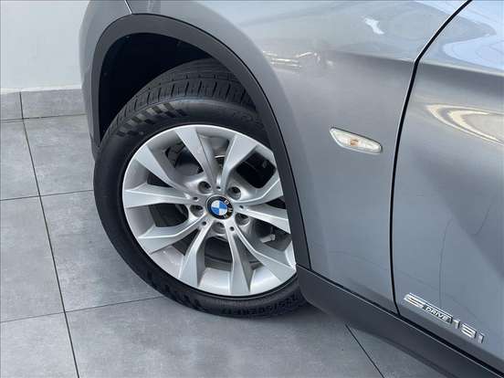 BMW-X1-2012