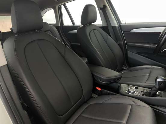 BMW-X1-2.0 16V TURBO ACTIVEFLEX SDRIVE20I 4P AUTOMÁTICO BMW-X1-2020
