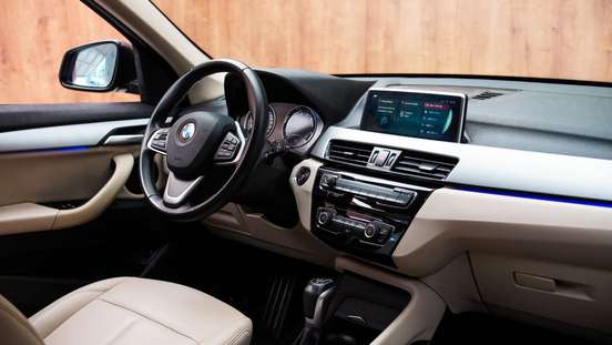 BMW-X1-2020