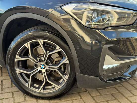 BMW-X1-2.0 16V TURBO ACTIVEFLEX SDRIVE20I X-LINE 4P AUTOMÁTICO BMW-X1-2020