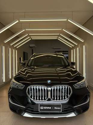 BMW-X1-2.0 16V TURBO ACTIVEFLEX SDRIVE20I X-LINE 4P AUTOMÁTICO BMW-X1-2022