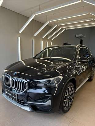 BMW-X1-2.0 16V TURBO ACTIVEFLEX SDRIVE20I X-LINE 4P AUTOMÁTICO BMW-X1-2022