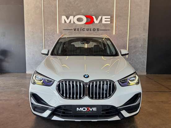 BMW-X1-2.0 16V TURBO ACTIVEFLEX SDRIVE20I X-LINE 4P AUTOMÁTICO BMW-X1-2019