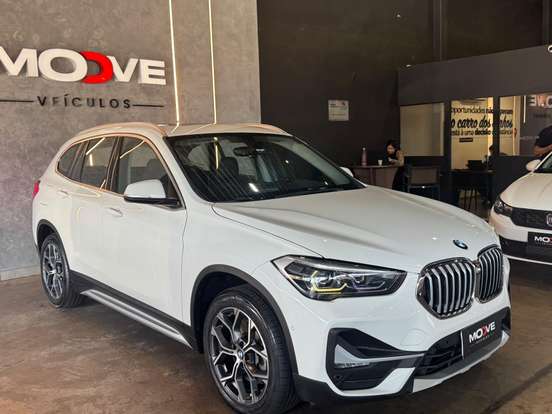 BMW-X1-2.0 16V TURBO ACTIVEFLEX SDRIVE20I X-LINE 4P AUTOMÁTICO BMW-X1-2019