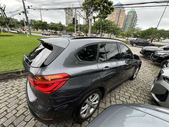 BMW-X1-2016