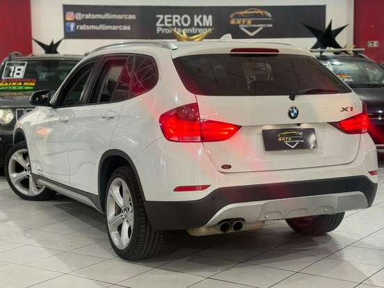 BMW-X1-2.0 16V TURBO GASOLINA SDRIVE20I 4P AUTOMÁTICO BMW-X1-2012