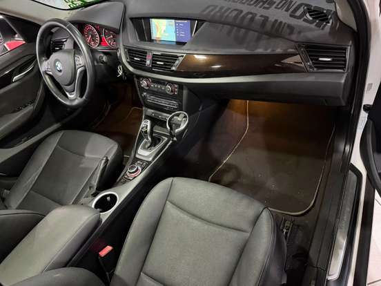 BMW-X1-2.0 16V TURBO GASOLINA SDRIVE20I 4P AUTOMÁTICO BMW-X1-2012