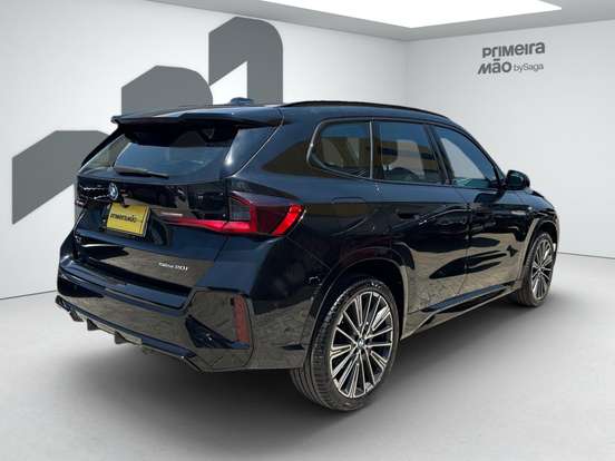 BMW-X1-2024